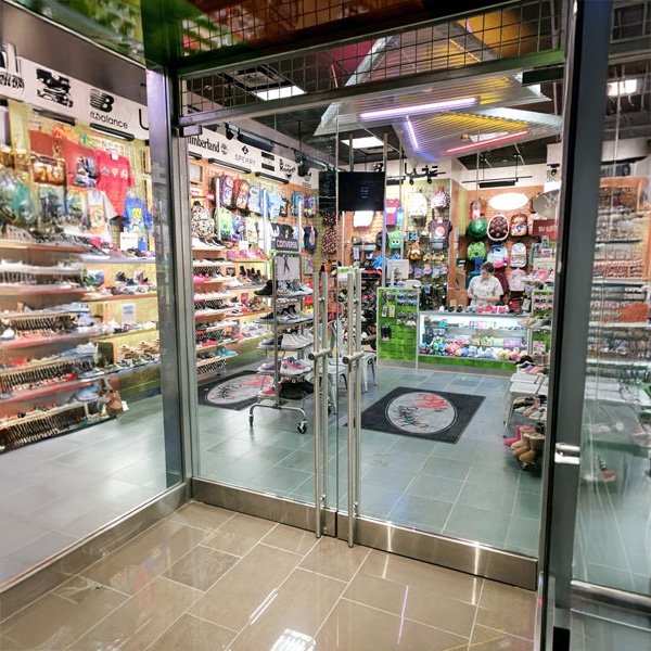 Chicago Restaurant Glass and Mirrors